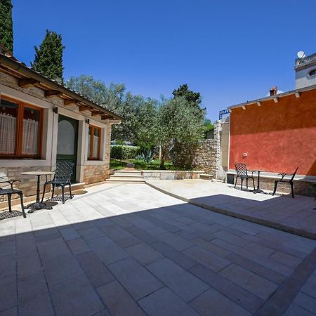 罗维尼 Casa Degli Artisti酒店 外观 照片